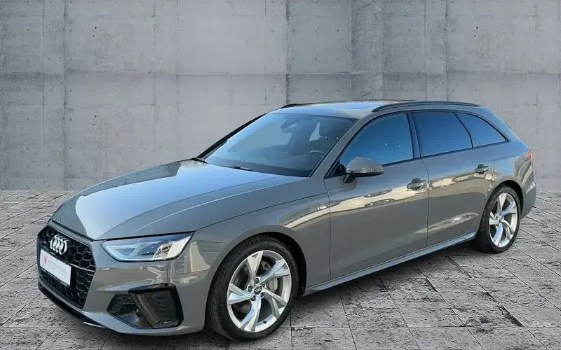 Gebraucht Audi A4 S-Line 190 PS (139 kW) 2020 Grau Kombi