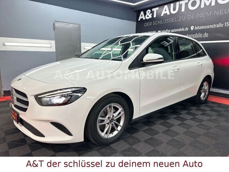 Gebraucht Mercedes B180 116 PS (85 kW) 2019 Weiß Van / Kleinbus