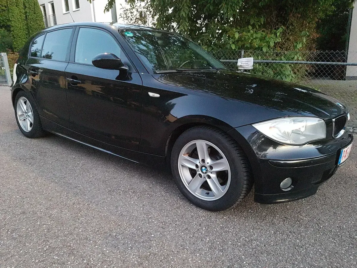 Gebraucht BMW 116 Advantage 116 PS (85 kW) 2006 Schwarz Kleinwagen