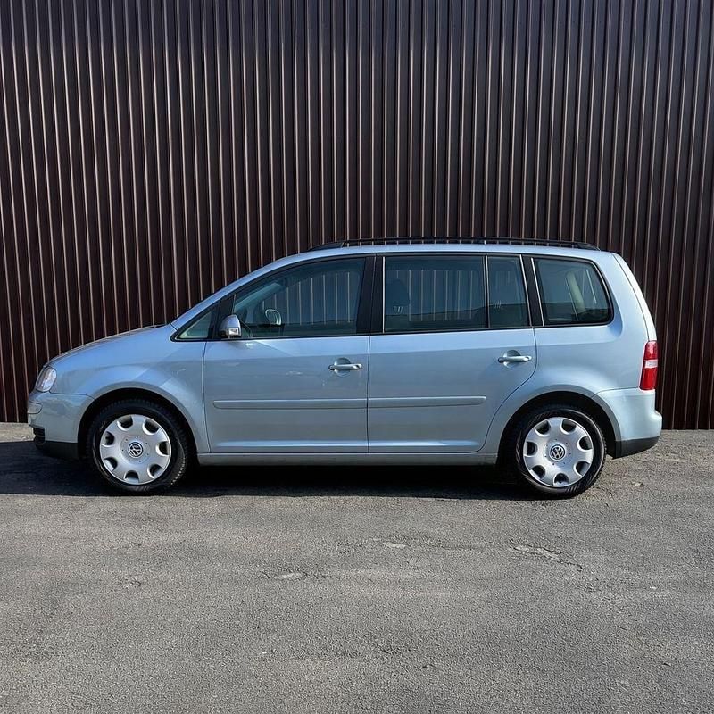 Gebraucht VW Touran 105 PS (77 kW) 2006 Blau Van / Kleinbus