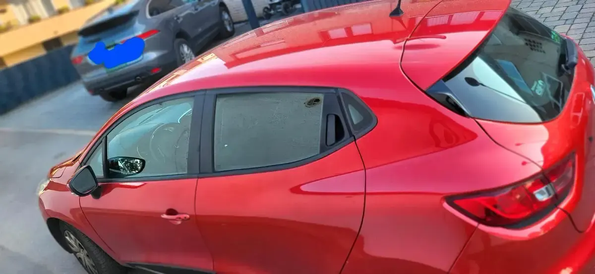 Gebraucht Renault Clio 90 PS (66 kW) 2014 Rot Kleinwagen