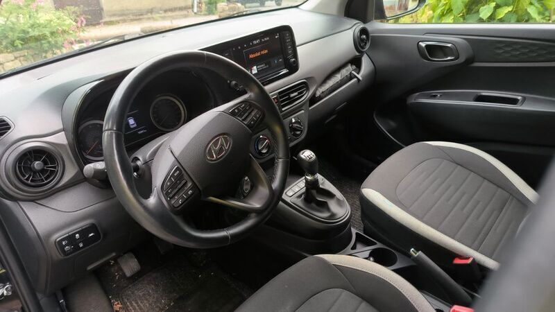 Schwarz Gebraucht 2021 Hyundai i10 Edition 30+ Kleinwagen | 11.600 € (Superpreis) - Bild 1/4