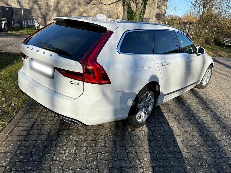 Gebraucht Volvo V90 190 PS (139 kW) 2020 Weiß Kombi