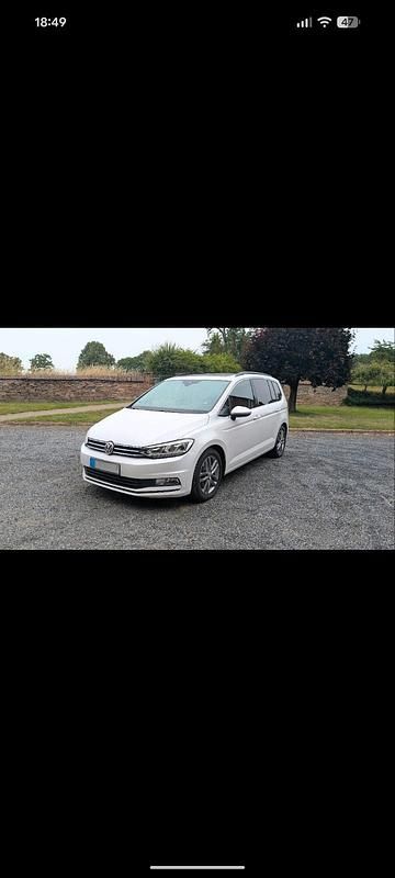 Gebraucht VW Touran Highline 150 PS (110 kW) 2016 Weiß Van / Kleinbus