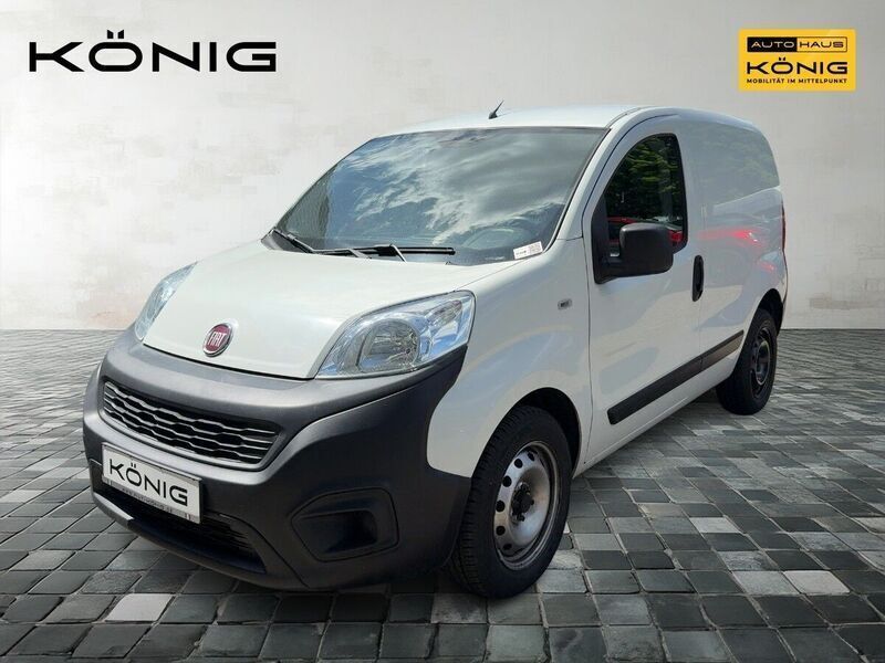 Weiss Gebraucht 2021 Fiat Fiorino Van / Kleinbus | 12.346 € (Fairer Preis) - Bild 1/4