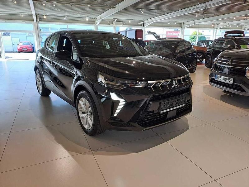 Neu Mitsubishi ASX Basis 91 PS (66 kW) 2025 Schwarz SUV