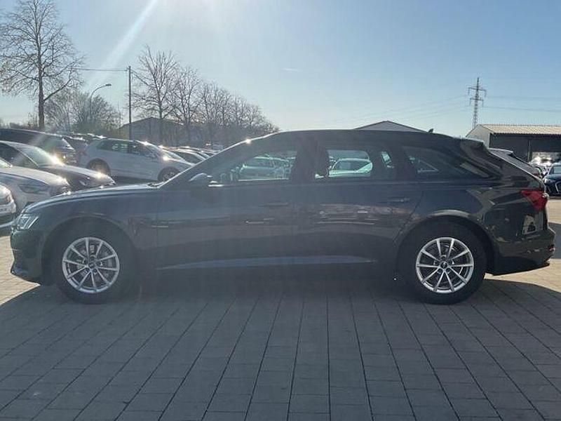 Gebraucht Audi A6 Basis 163 PS (119 kW) 2022 Andere Kombi
