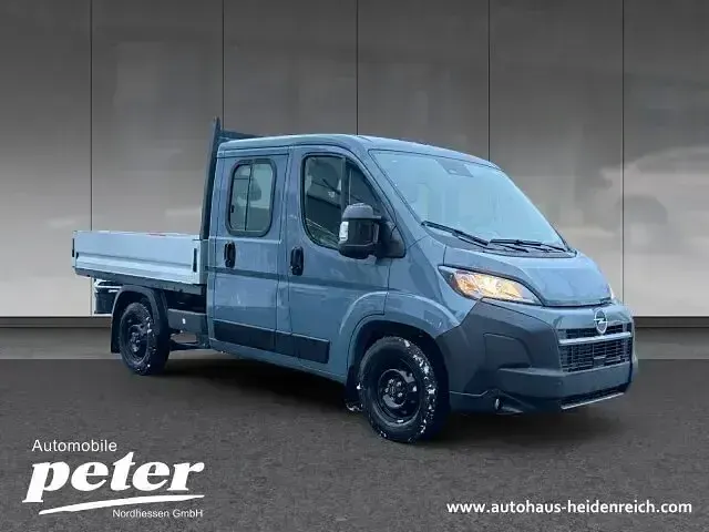 Nowe Opel Movano 2026 Szary Van
