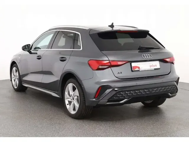 Gebraucht Audi A3 S-Line 204 PS (150 kW) 2025 Grau Limousine