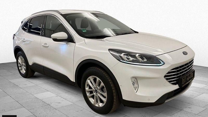 Gebraucht Ford Kuga Titanium 224 PS (164 kW) 2024 Weiß SUV