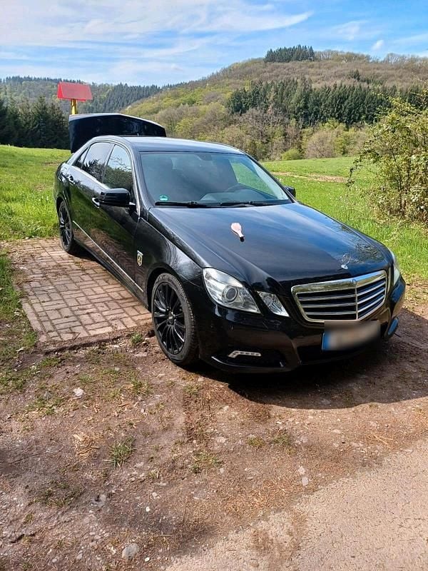 Gebraucht Mercedes 170 125 PS (91 kW) 2010 Schwarz Limousine