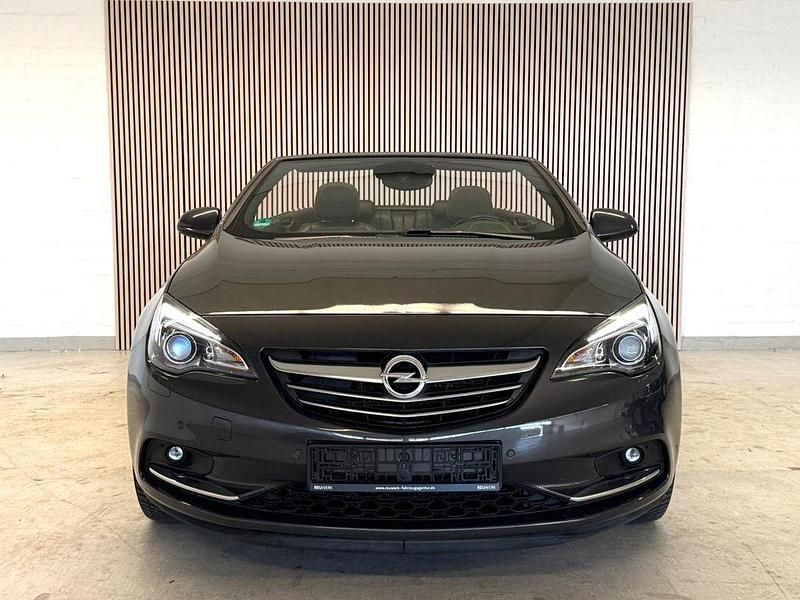 Gebraucht Opel Cascada Innovation 170 PS (125 kW) 2016 Grau Cabrio