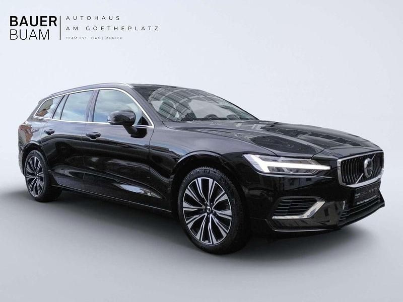 Gebraucht Volvo V60 Plus 253 PS (186 kW) 2022 Schwarz Kombi