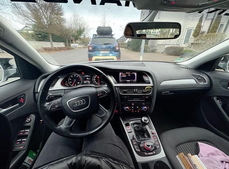 Gebraucht Audi A4 Attraction 170 PS (125 kW) 2013 Silber Limousine