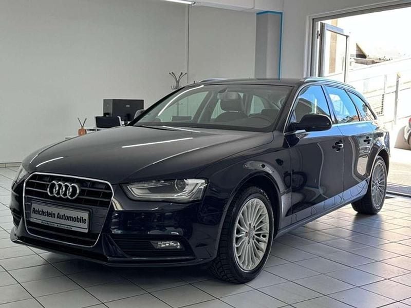Gebraucht Audi A4 Attraction 210 PS (154 kW) 2013 Mondscheinblau (metallic) Kombi