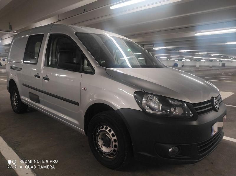 Silber Gebraucht 2015 VW Caddy Maxi Van / Kleinbus | 5.600 € (Superpreis) - Bild 1/4