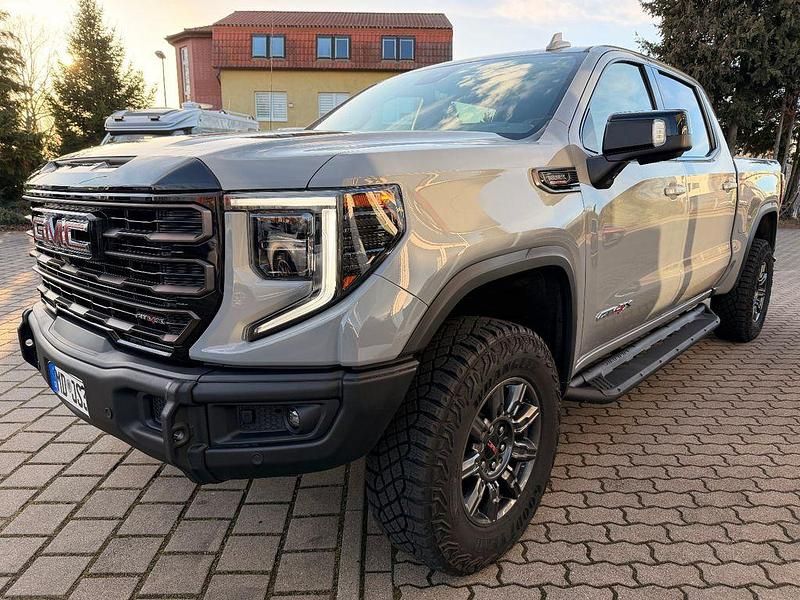 Gebraucht GMC Sierra 352 PS (258 kW) 2025 Grau Pickup