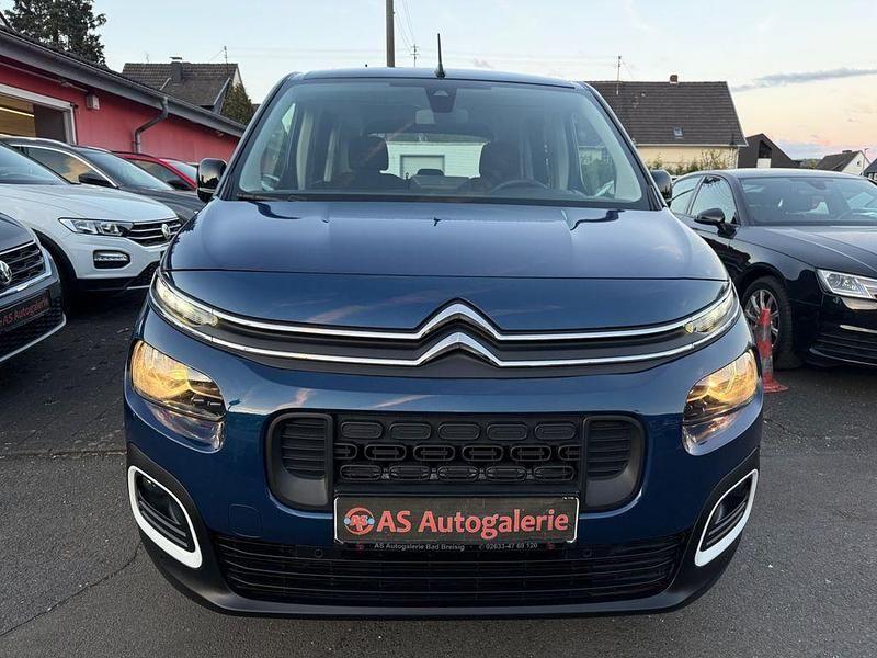 Second-hand Citroën Berlingo Feel 110 CP (80 kW) 2023 Albastru Monovolum