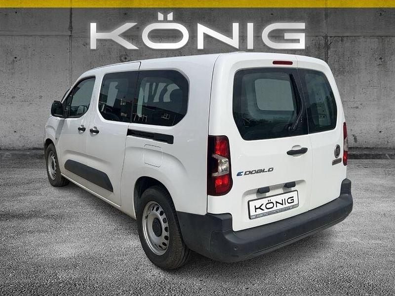 Gebraucht Fiat e-Doblò 100 kW (136 PS) 2022 Weiß Van / Kleinbus