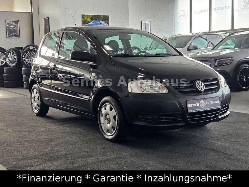 Gebraucht VW Fox 54 PS (39 kW) 2009 Schwarz Kleinwagen