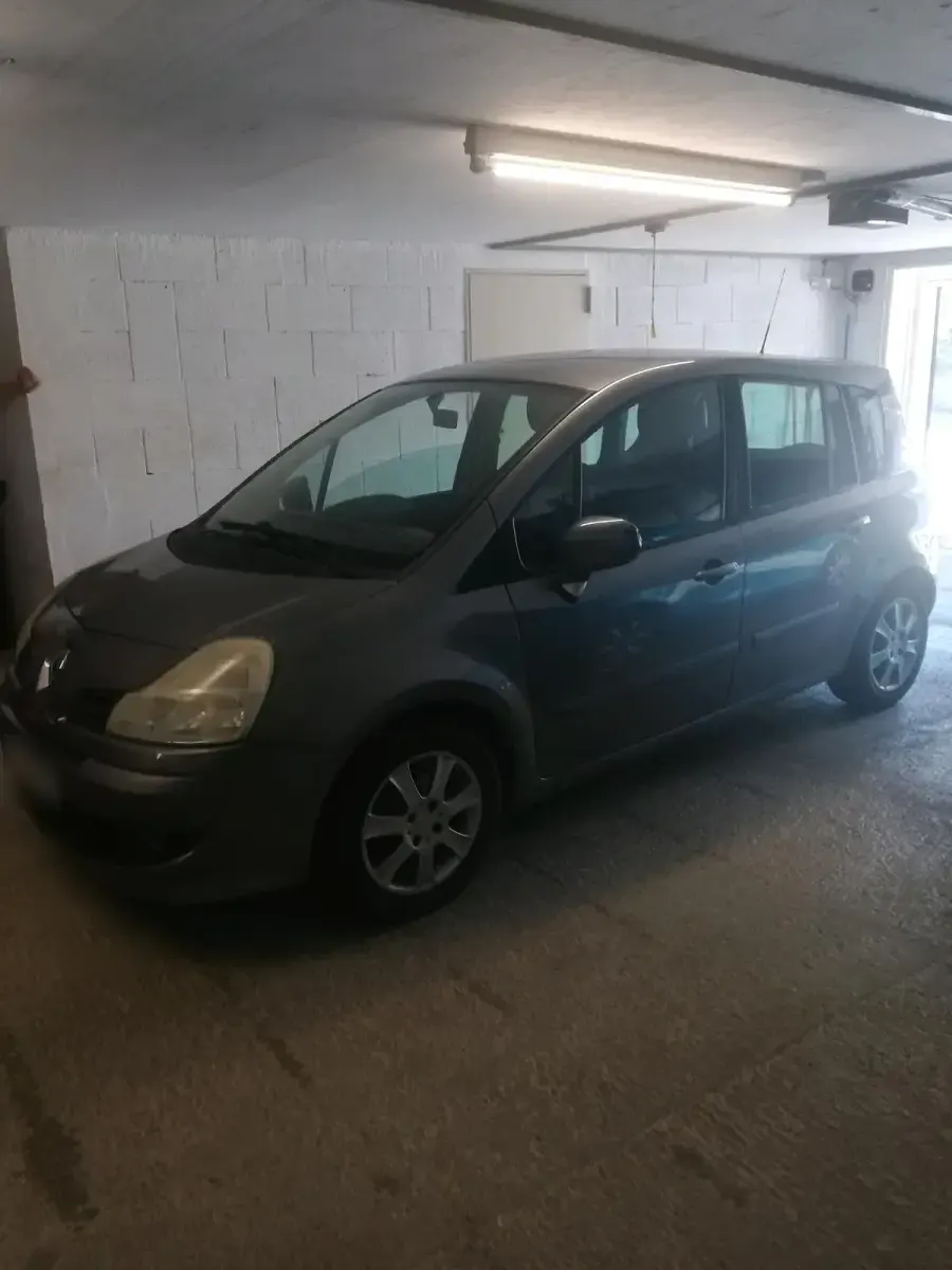 Gebraucht Renault Modus 74 PS (54 kW) 2008 Grau Van / Kleinbus