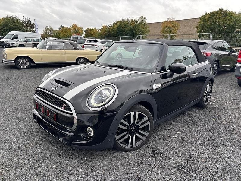 Midnight black metallic Gebraucht 2020 Mini Cooper S Cabriolet Chili Cabrio | 23.300 € (Guter Preis) - Bild 1/4