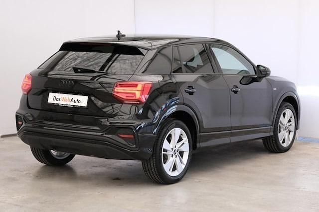 Gebraucht Audi Q2 S-Line 150 PS (110 kW) 2023 Schwarz metallic SUV