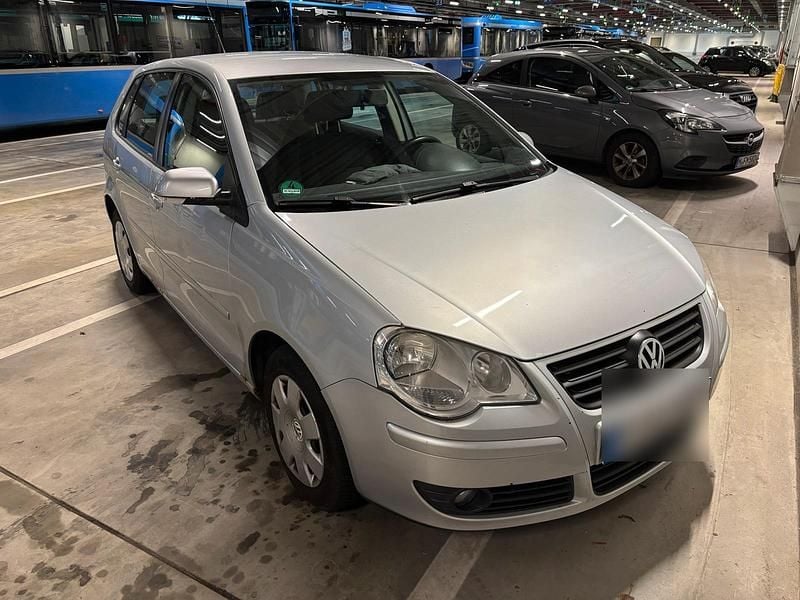 Silber Gebraucht 2006 VW Polo Kleinwagen | 900 € (Superpreis) - Bild 1/4