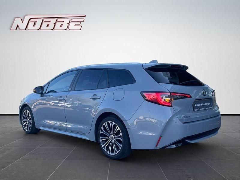 Gebraucht Toyota Corolla Team 184 PS (135 kW) 2022 Manhattangrau metallic Kombi