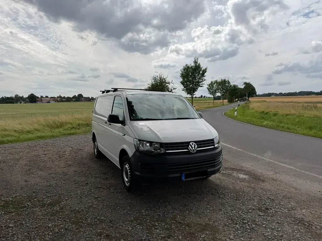 Gebraucht VW T6 114 PS (83 kW) 2018 Weiß Van