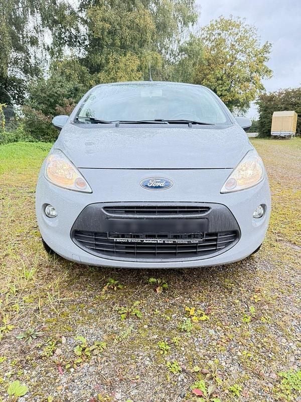 Grau Gebraucht 2015 Ford Ka Kleinwagen | 5.000 € (Etwas zu teuer) - Bild 1/4
