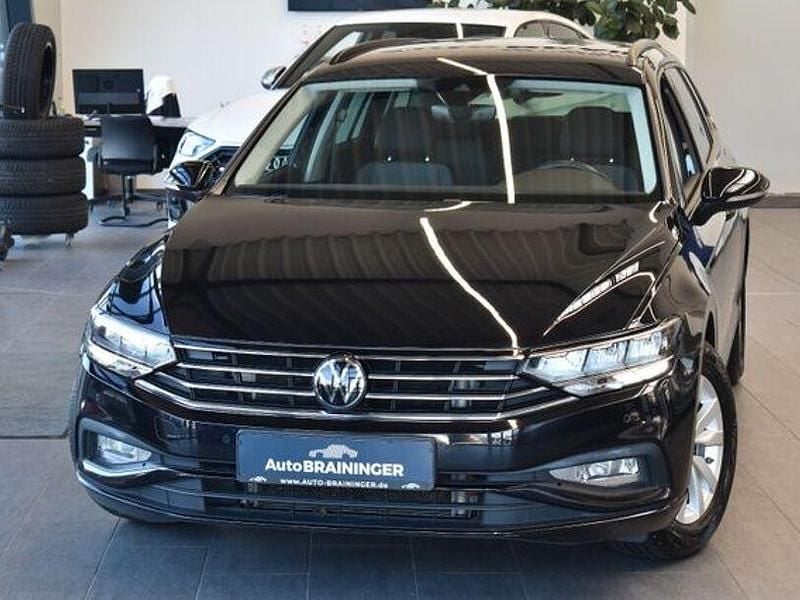 Schwarz Gebraucht 2024 VW Passat Limousine | 23.850 € (Guter Preis) - Bild 1/4