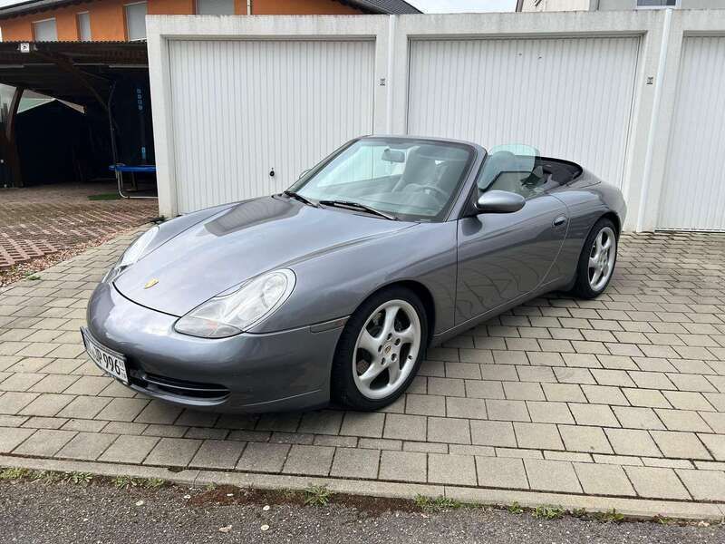 Grau Gebraucht 2001 Porsche 911 Carrera Cabriolet Cabrio | 33.450 € (Superpreis) - Bild 1/4
