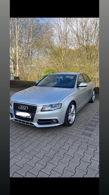 Gebraucht Audi A4 178 PS (130 kW) 2010 Silber Limousine
