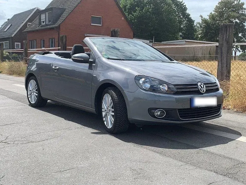 Gebraucht VW Golf Cabriolet Cup 140 PS (102 kW) 2015 Grau Cabrio