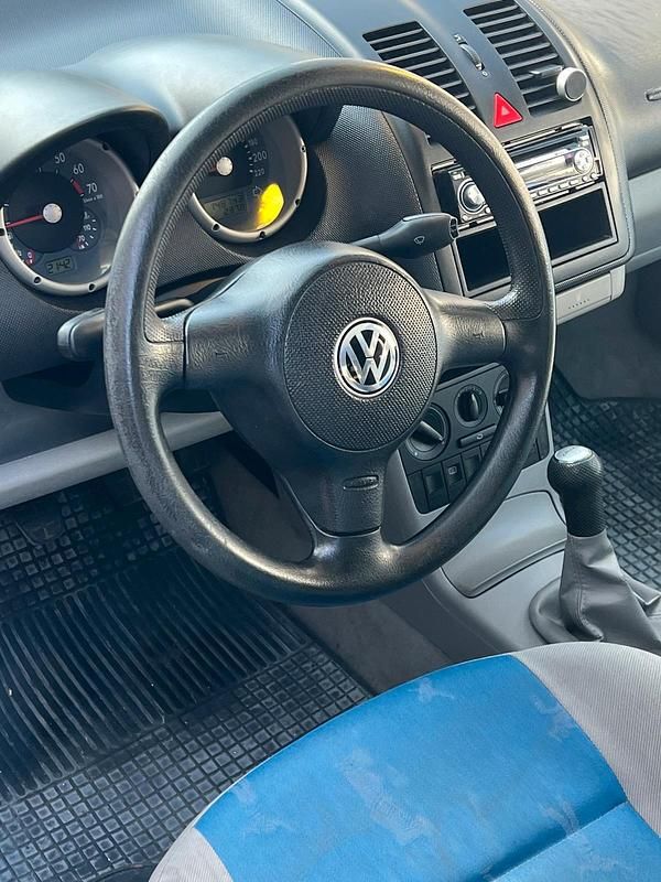 Gebraucht VW Lupo 50 PS (36 kW) 2001 Silber Kleinwagen