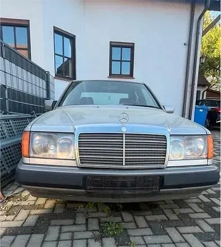 Gebraucht Mercedes 200 75 PS (55 kW) 1990 Limousine