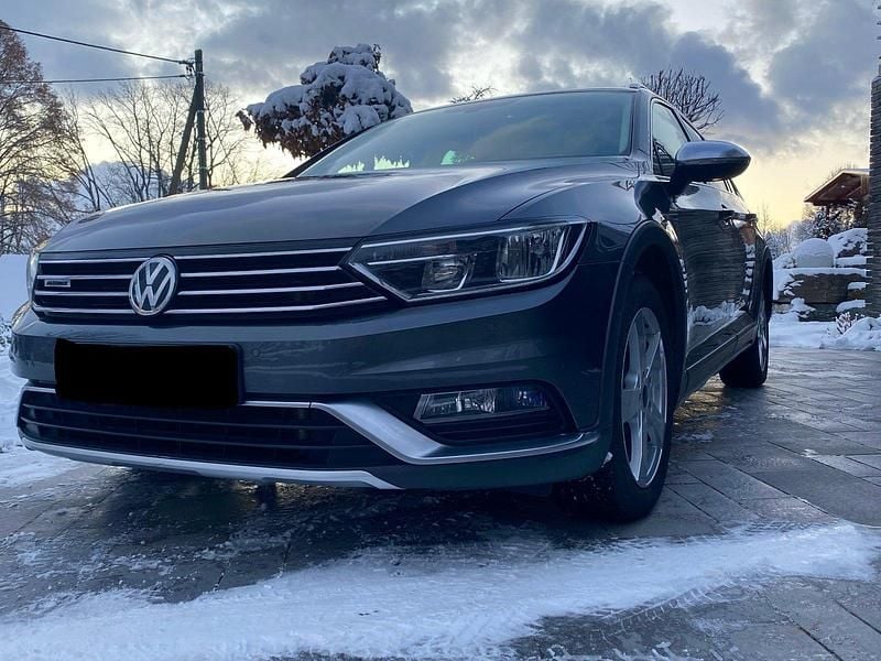 Gebraucht VW Passat Alltrack 220 PS (161 kW) 2016 Grau Kombi
