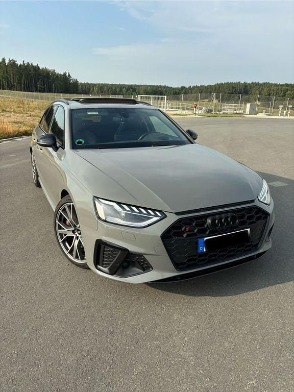 Grau Gebraucht 2019 Audi S4 Sport Kombi | 37.800 € (Fairer Preis) - Bild 1/4