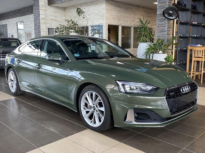 Grün Gebraucht 2022 Audi A5 Advanced Coupé | 29.900 € (Superpreis) - Bild 1/4