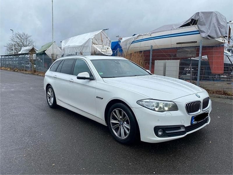 Gebraucht BMW 520 190 PS (139 kW) 2017 Weiß Kombi