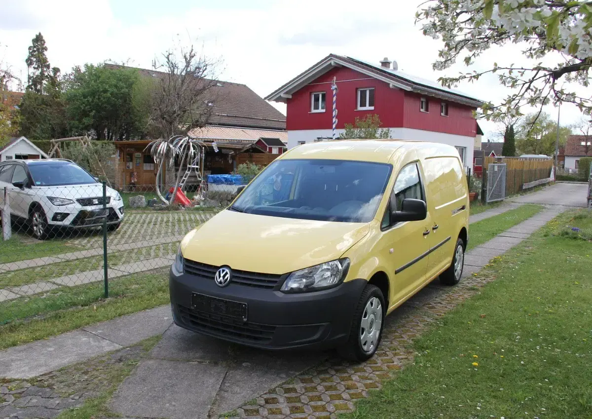 Gebraucht VW Caddy Maxi 110 PS (80 kW) 2015 Sunny yellow Van / Kleinbus