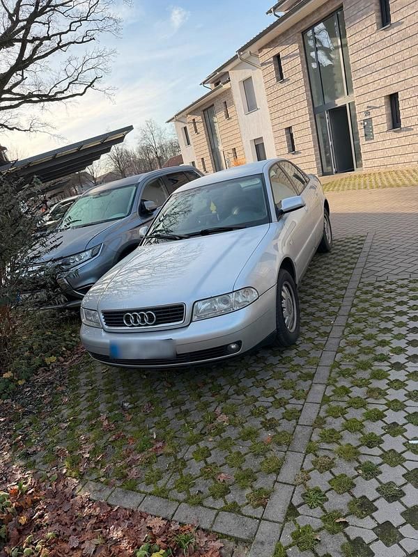 Gebraucht Audi A4 90 PS (66 kW) 1999 Silber Limousine