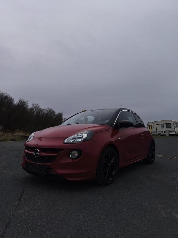 Gebraucht Opel Adam 90 PS (66 kW) 2015 Rot Kleinwagen