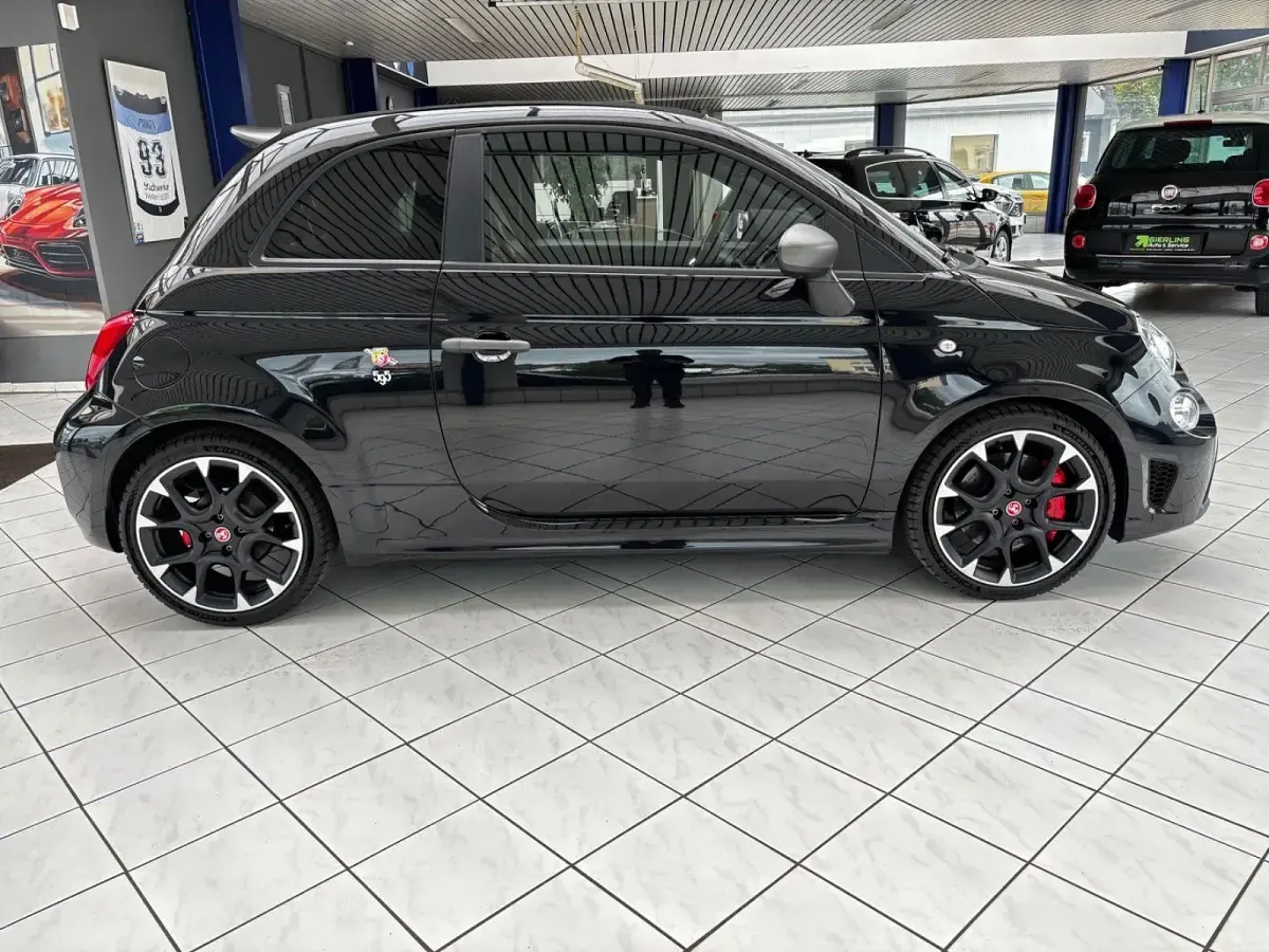 Gebraucht Abarth 595C Competizione 179 PS (131 kW) 2017 Schwarz Cabrio