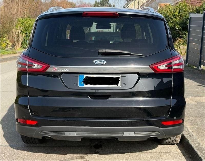 Gebraucht Ford S-MAX S 150 PS (110 kW) 2017 Schwarz Van / Kleinbus