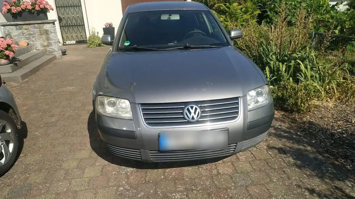 Gebraucht VW Passat 130 PS (95 kW) 2004 Beige Limousine