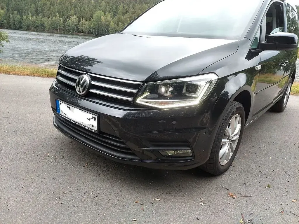 Gebraucht VW Caddy Family 150 PS (110 kW) 2017 Schwarz Van / Kleinbus