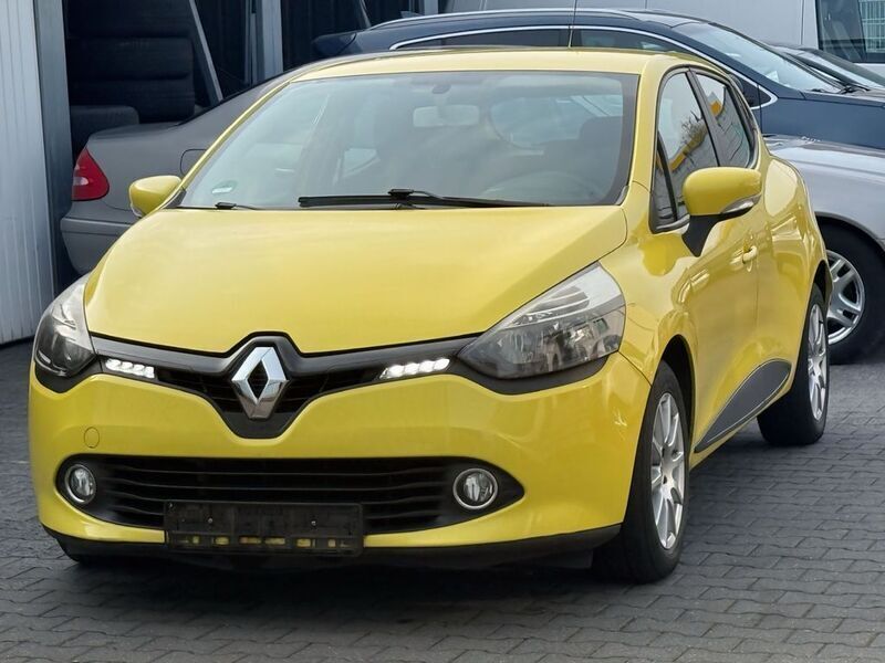 Gelb Gebraucht 2013 Renault Clio IV Expression Limousine | 3.999 € (Fairer Preis) - Bild 1/4