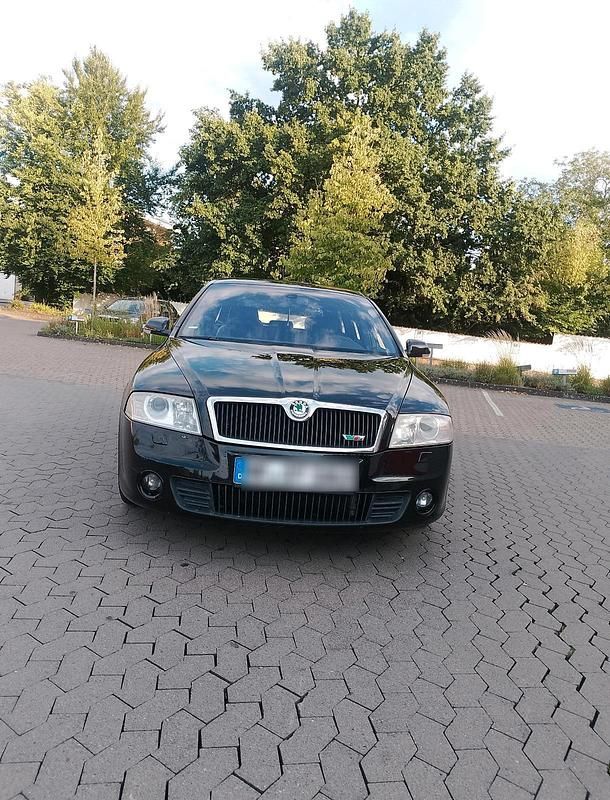 Schwarz Gebraucht 2007 Skoda Octavia RS Kombi | 3.500 € (Etwas zu teuer) - Bild 1/4